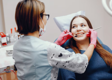 cosmetic teeth whitening in the UK